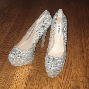 Steve Madden Silver Heels